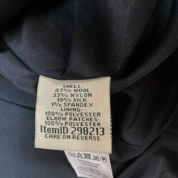 L.L. Bean Gray Plaid Blazer with Black Elbow Patches - Picture 10 of 16